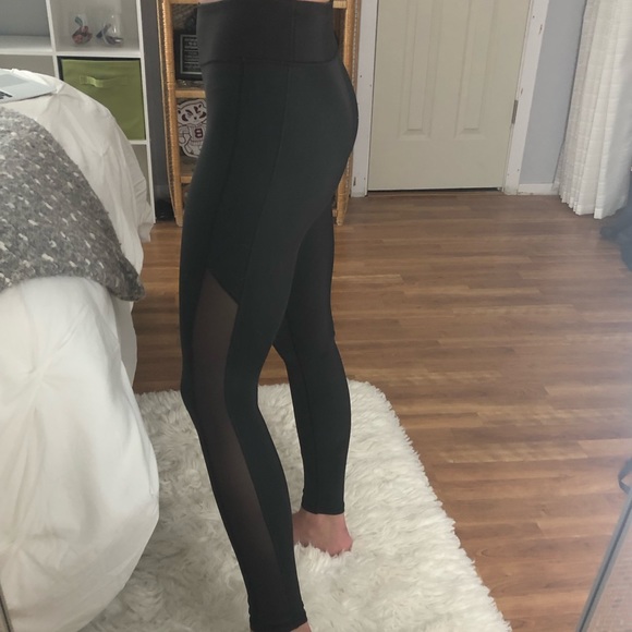 Victoria's Secret Pants - Victoria Sport Leggings - Black Victoria's Secret Pants - Victoria Sport Leggings - Black